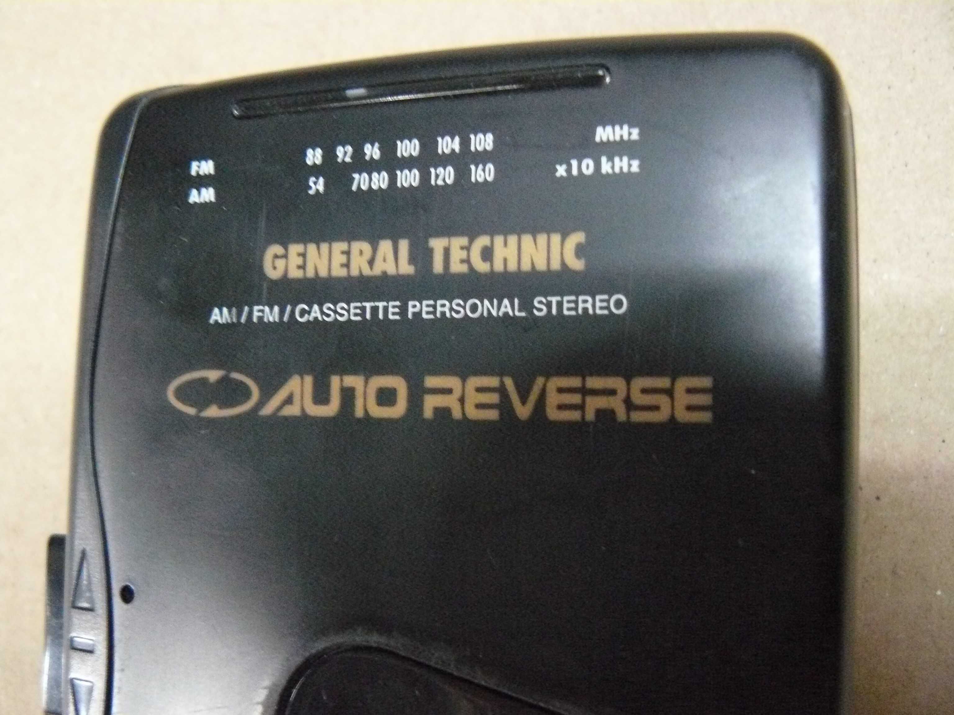 Walkman General Technic z radiem revers + słuchawki