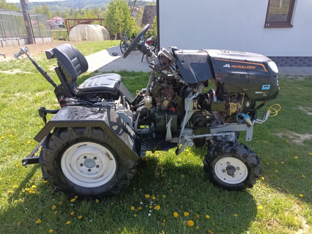 Traktorek 4x4 z osprzętem