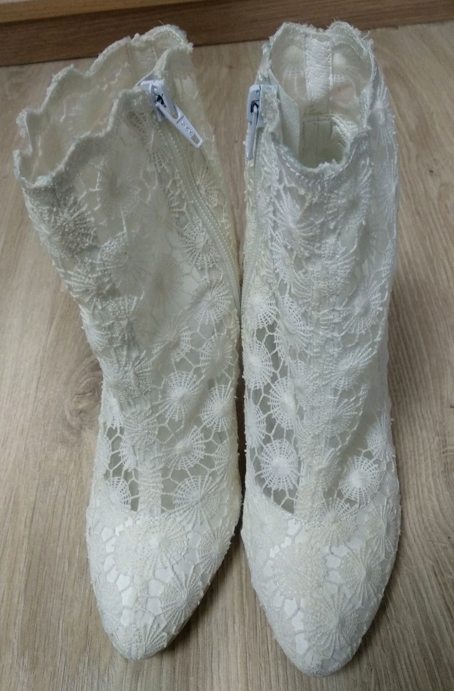 Взуття весільне, мереживне, біле, р.37