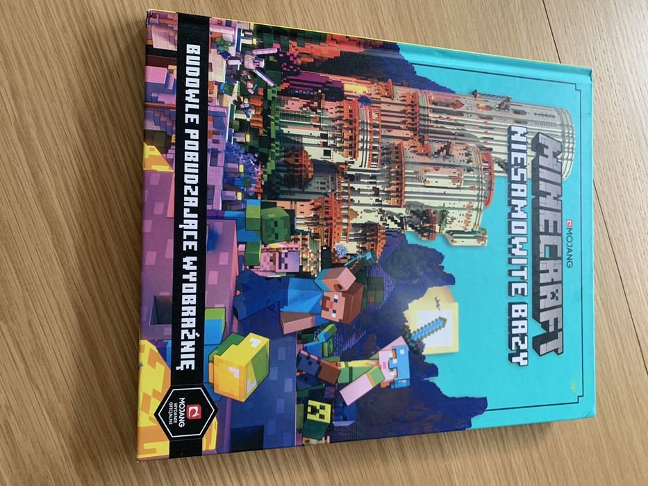 Podrecznik Minecraft „Niesamowite Bazy”