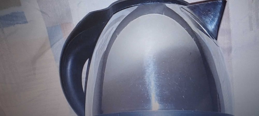 чайник polaris (под ремонт)