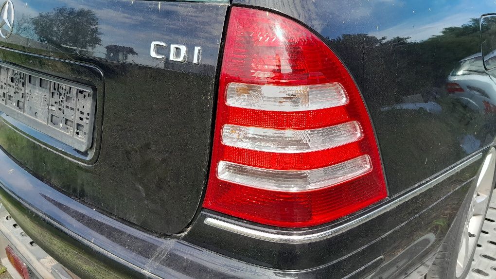 Klapa bagażnika mercedes w203 lift kombi drzwi c197 czarny