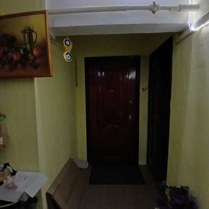 Продам 3-х кімнатну квартиру та гараж  на Полтаській
