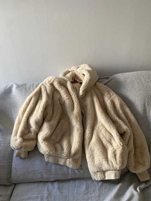 Blusões como novos e saia Plissada para venda