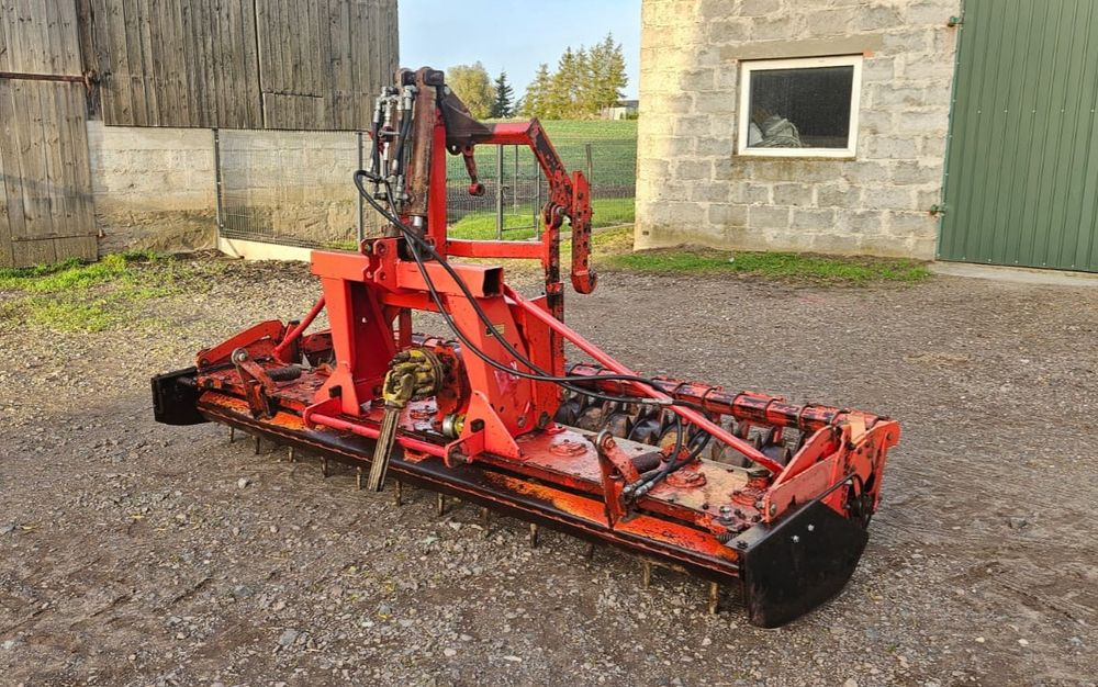 Brona wirowa/aktywna LELY TERRA 3m (Kuhn,RabeWerk)