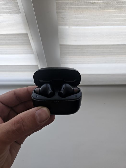 JBL  Tuns 230 TWS