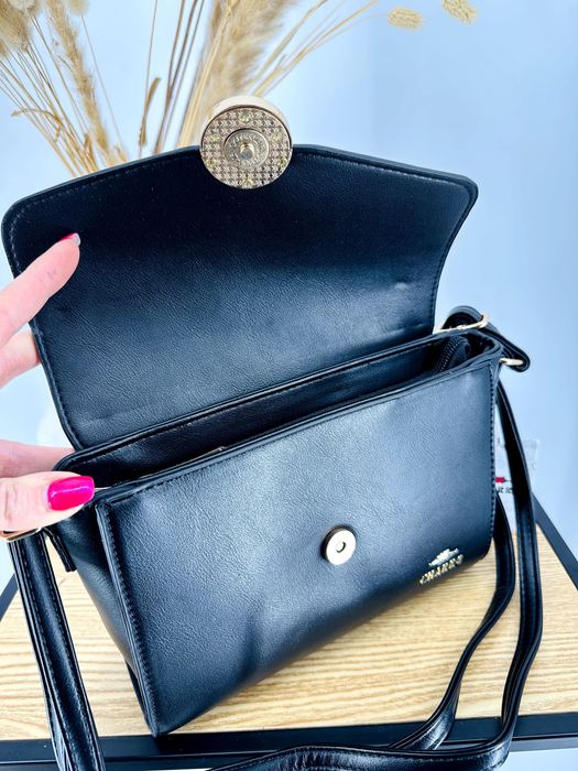 Nowa modna mała torebka charro klapa kółko