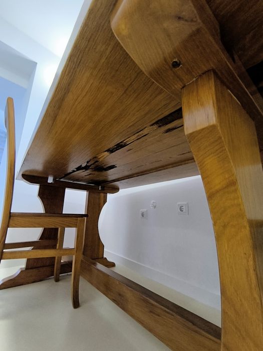Conjunto de  sala Mesa com 6 cadeiras em carvalho francês