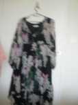 Vestido preto floral