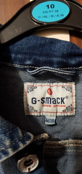 Piękny jeansowy kombinezon