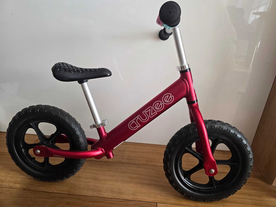 Rowerek dziecięcy Cruzee czerwony