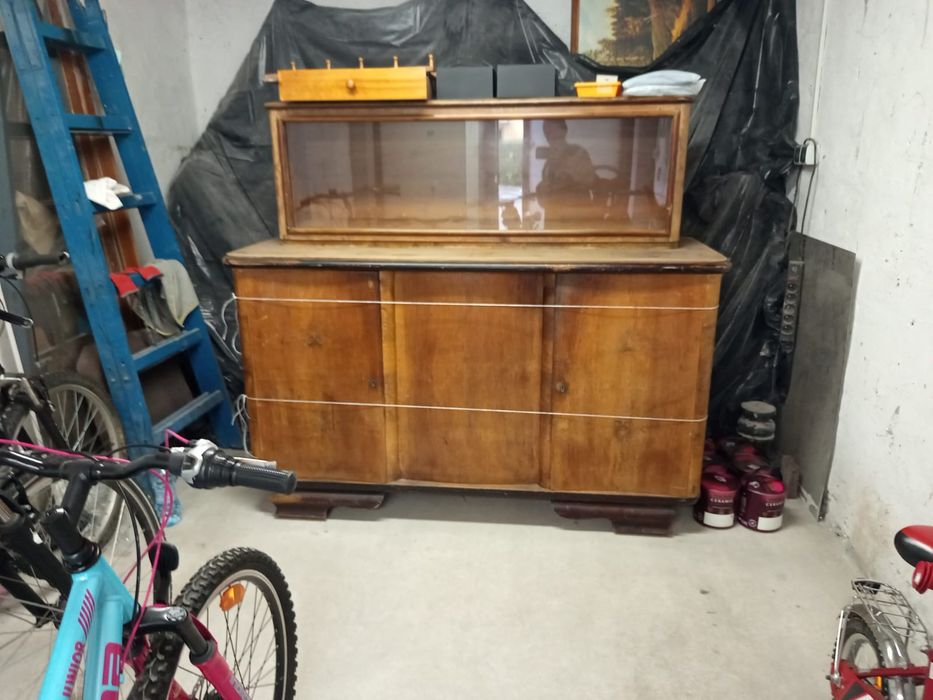 Sprzedam duży kredens