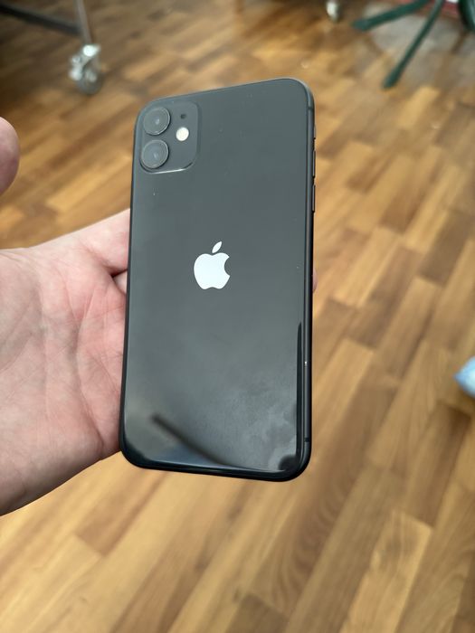 Продам Iphone 11