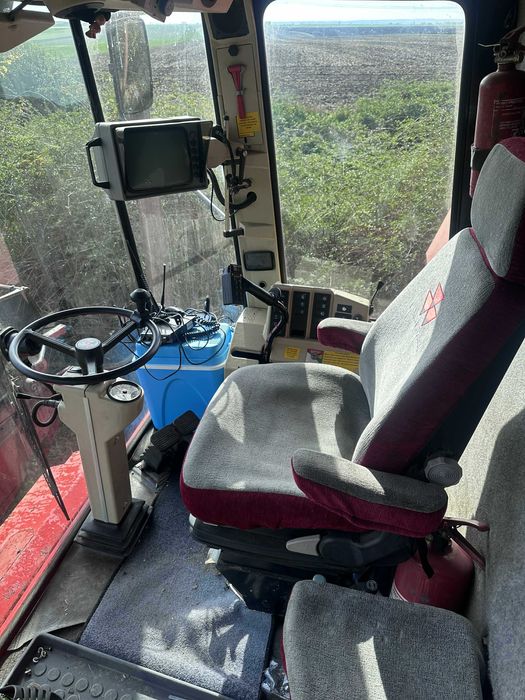 kombajn zbożowy Massey Ferguson MF 38