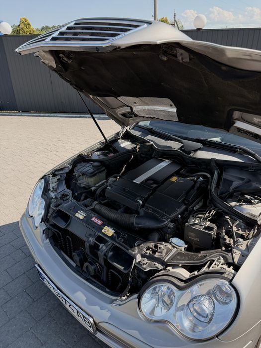 Mercedes C200 в гарному стані з 2005 року