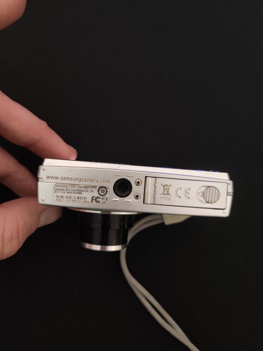 Samsung L210 Silver Aluminum Вінтажна Мильниця фотоапарат фотокамера