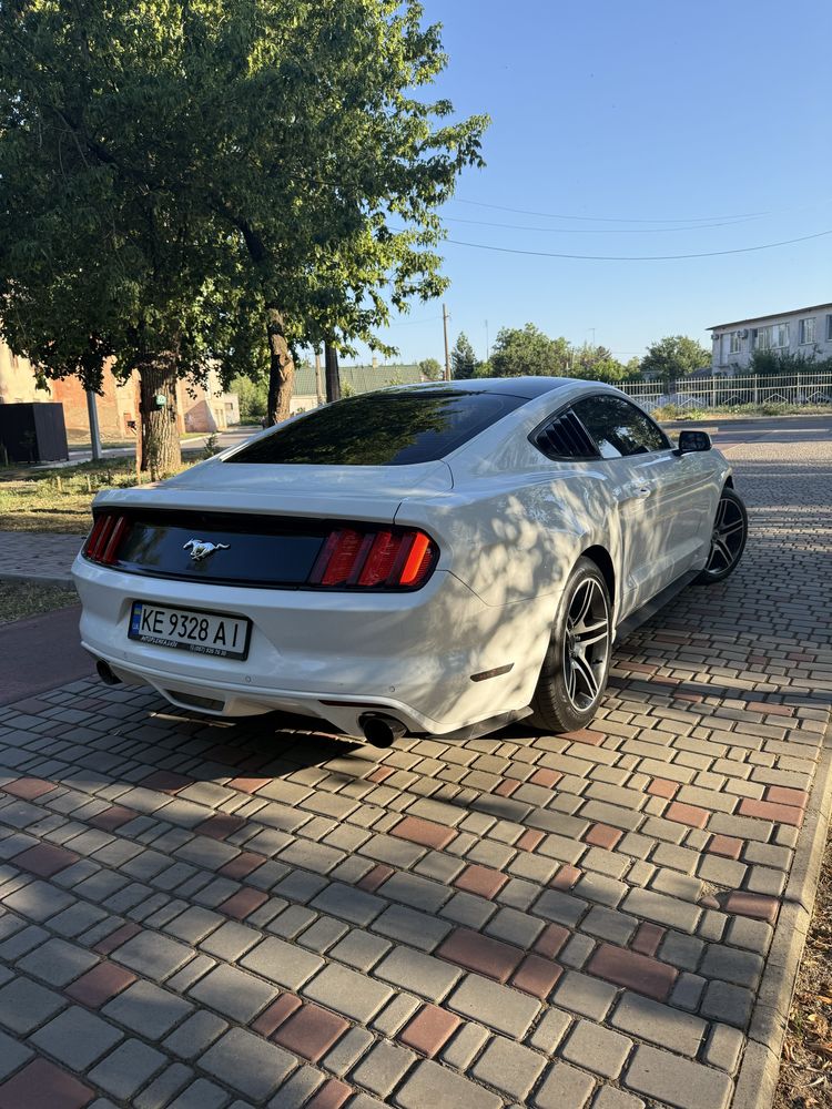 Продам Ford Mustang 2016