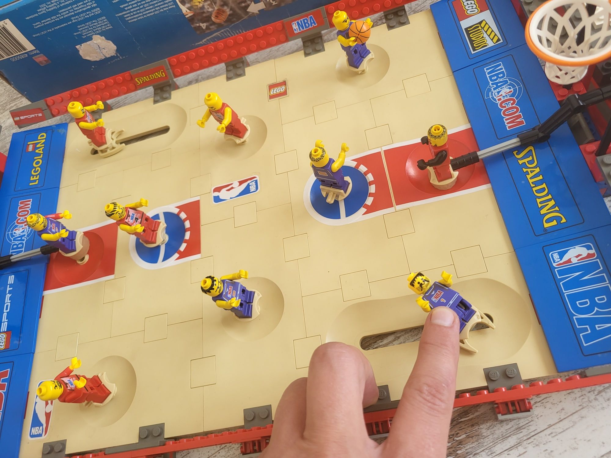 Продам дешево редкий набор раритет лего NBA lego баскетбол