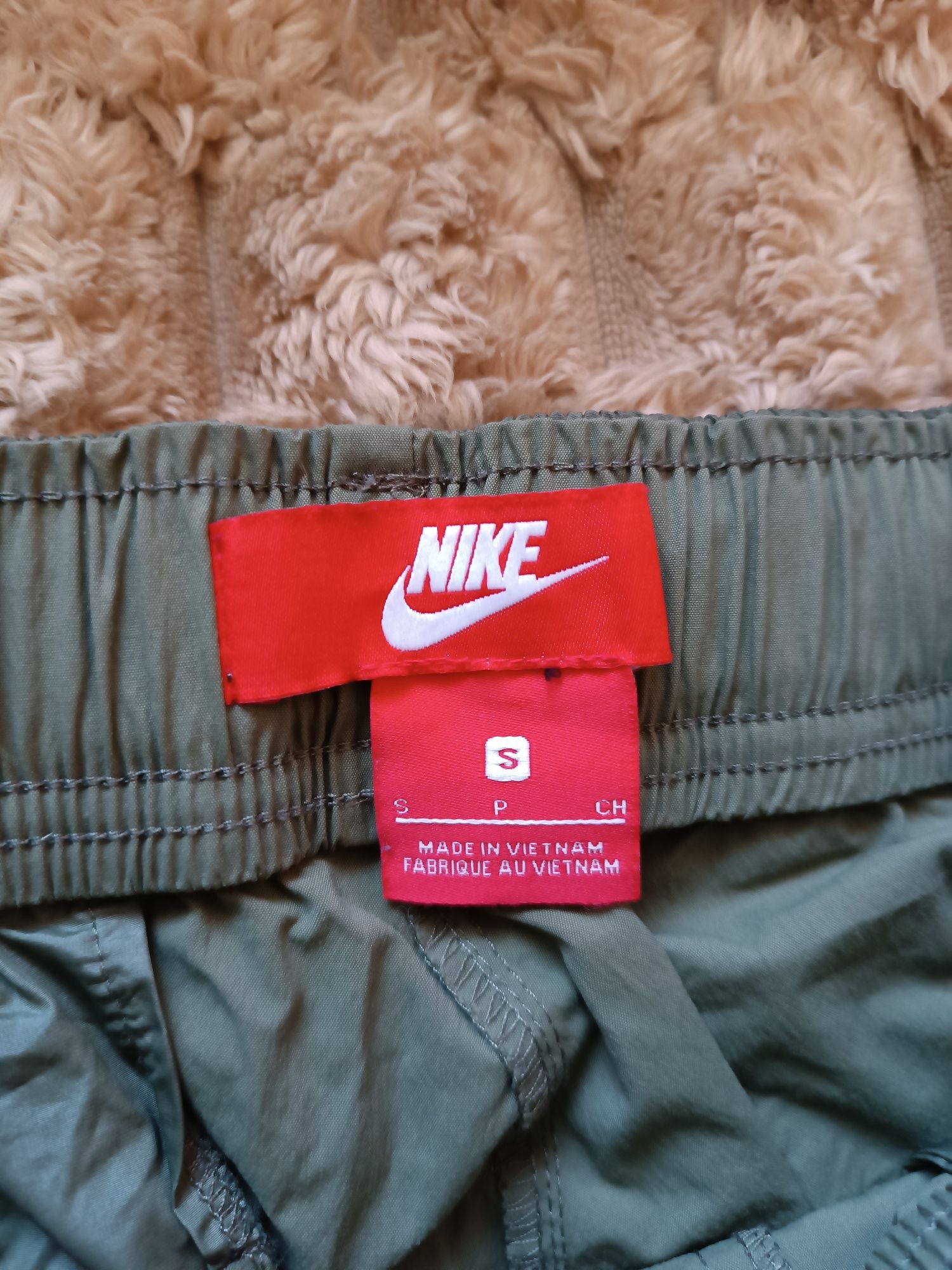 Spodnie trousers Nike Sportswear Air Max Woven Trousers