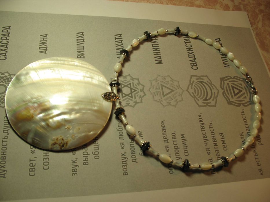 ПЕРЛАМУТР океанический натуральный авторское колье ручной работы ШАМАН