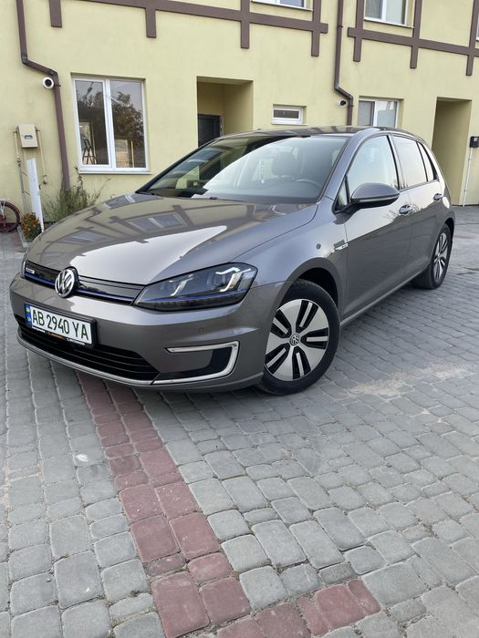 VOLKSWAGEN e-golf 2015р.в.