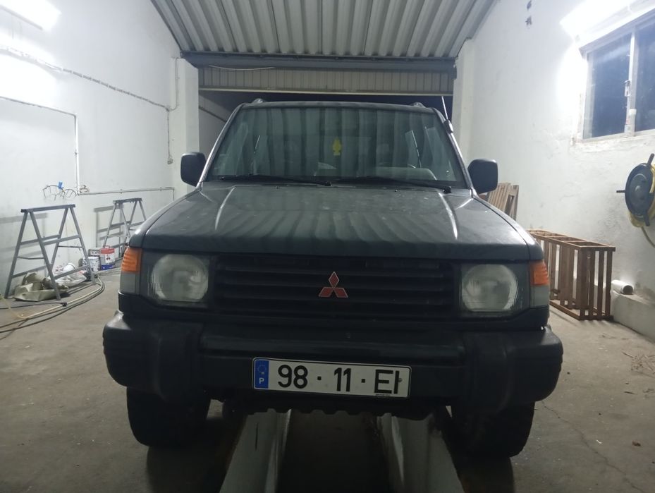 Mitsubishi Pagero GLX