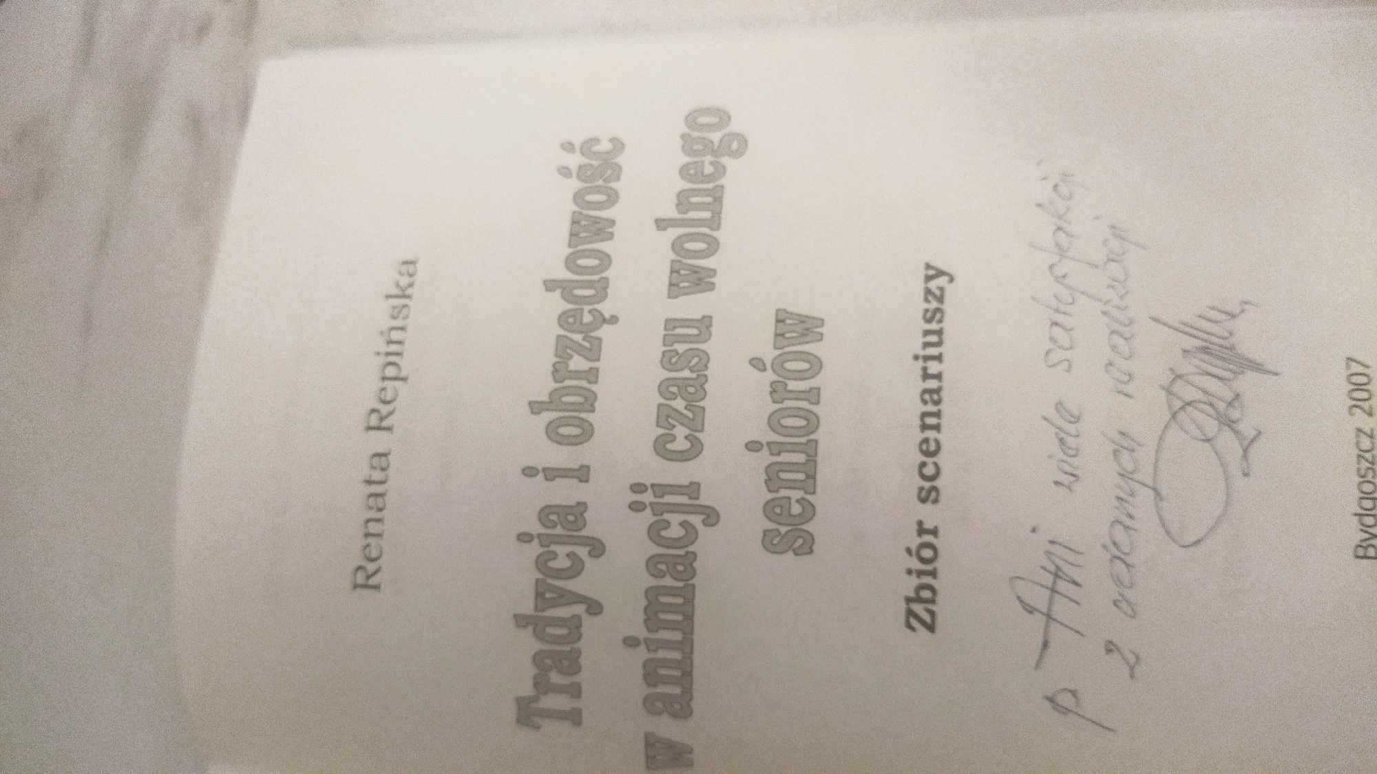 Książka.   Tradycja i obrzędowość w animacji czasu wolnego seniorów.