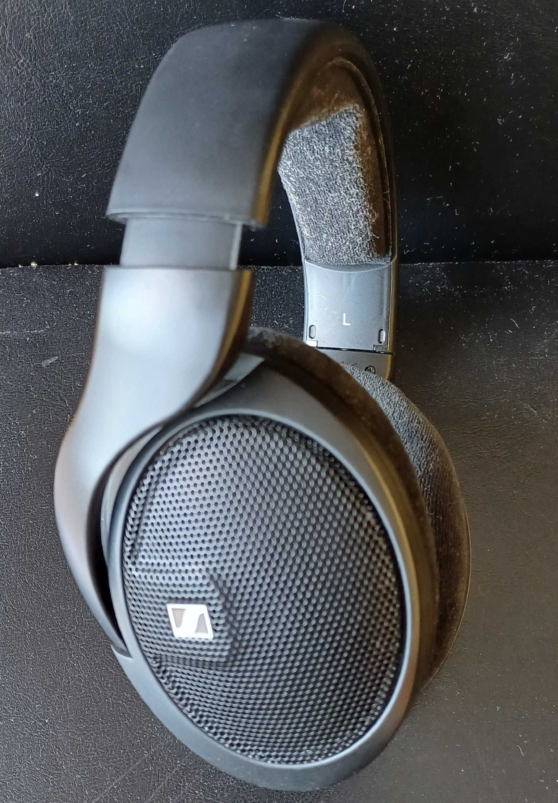 Sennheiser HD 560s