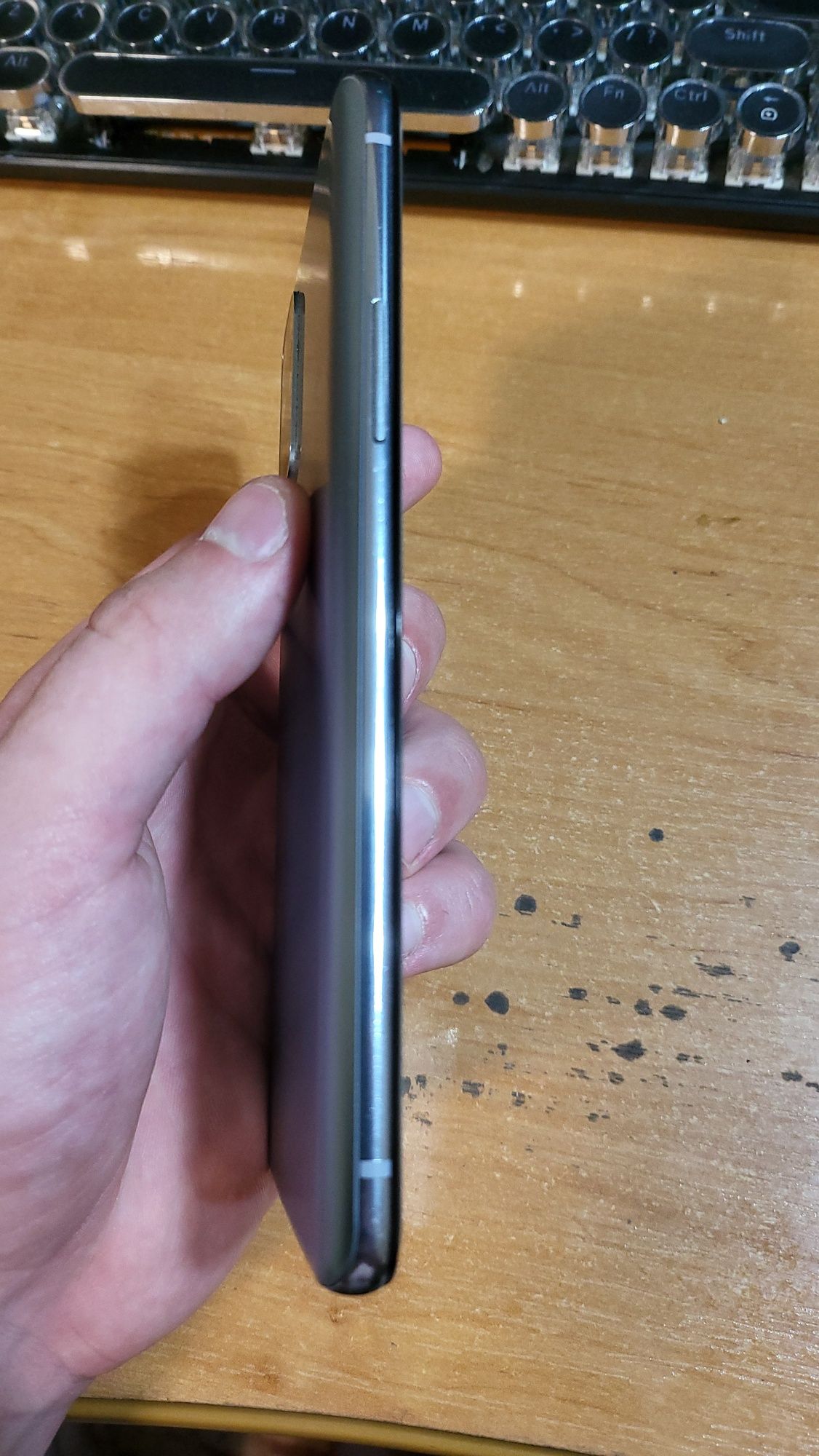 Смартфон Oneplus 8t