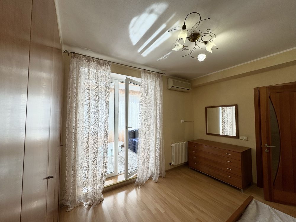 Ж/м Победа, 3 ком.квартира, 92 м.кв, Мандрыковская
