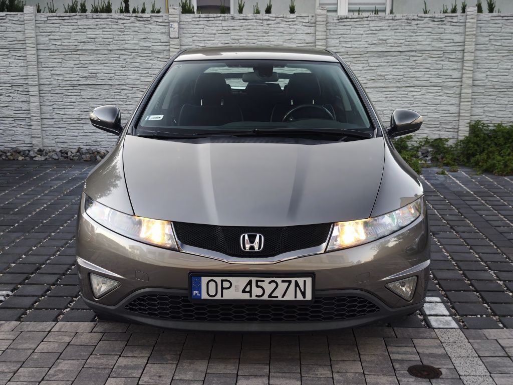 Honda Civic UFO 1.8 benz, polski salon