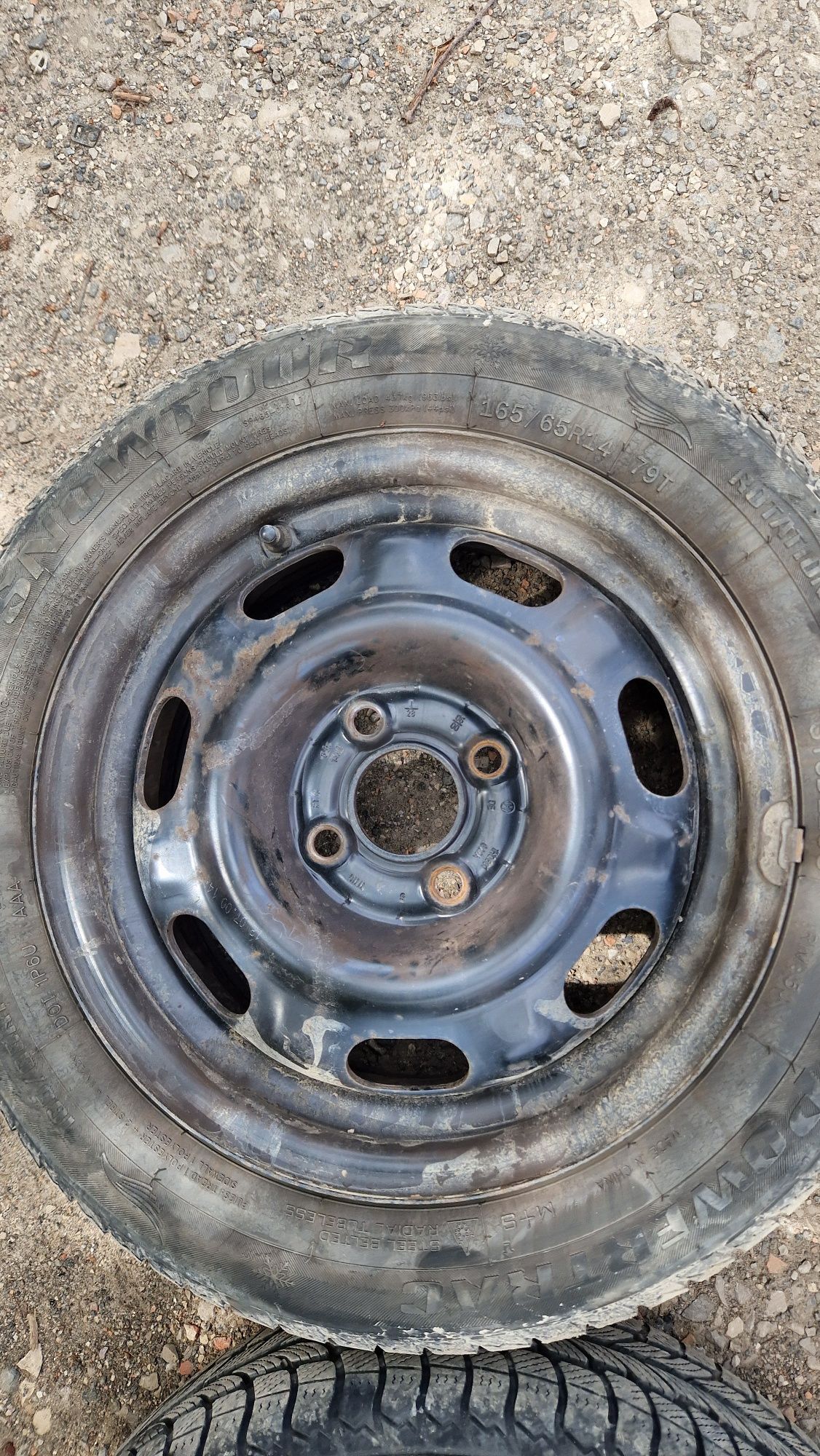 Felgi z Oponami 4x100 6J ET43 Stalówki VW