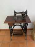 Máquina de Costura Singer