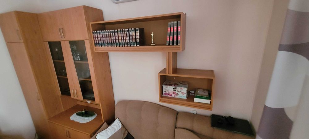 Meble-Sprzedam zestaw mebli do salonu. Bardzo dobry stan.