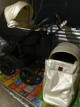 Продам детскую коляска  2 блока  полний комплект.