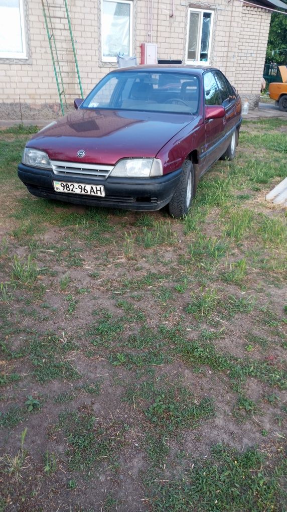 Продам Opel omega 2.0
