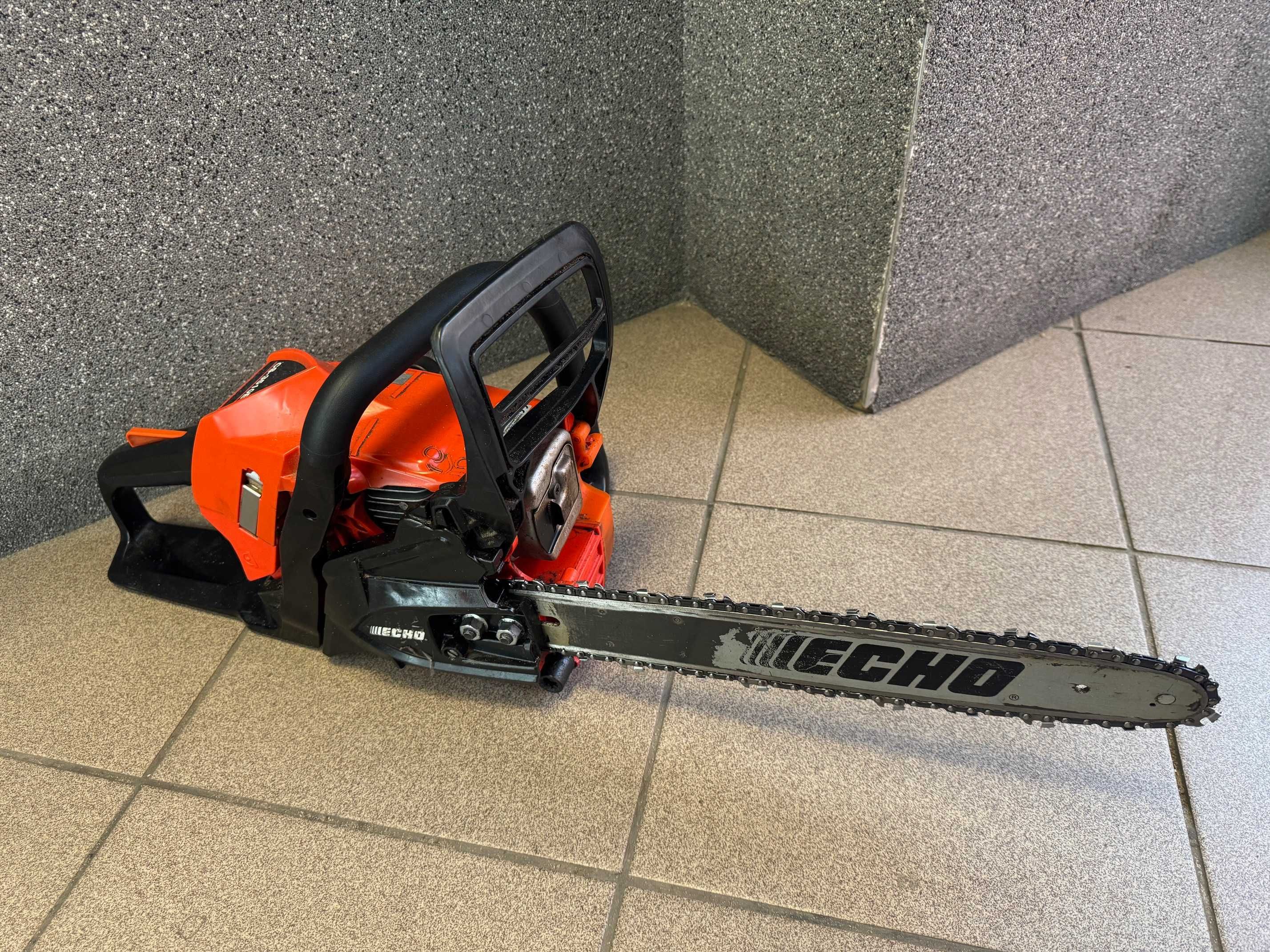 Pilarka spalinowa ECHO CS-3510ES o mocy 2,1 KM