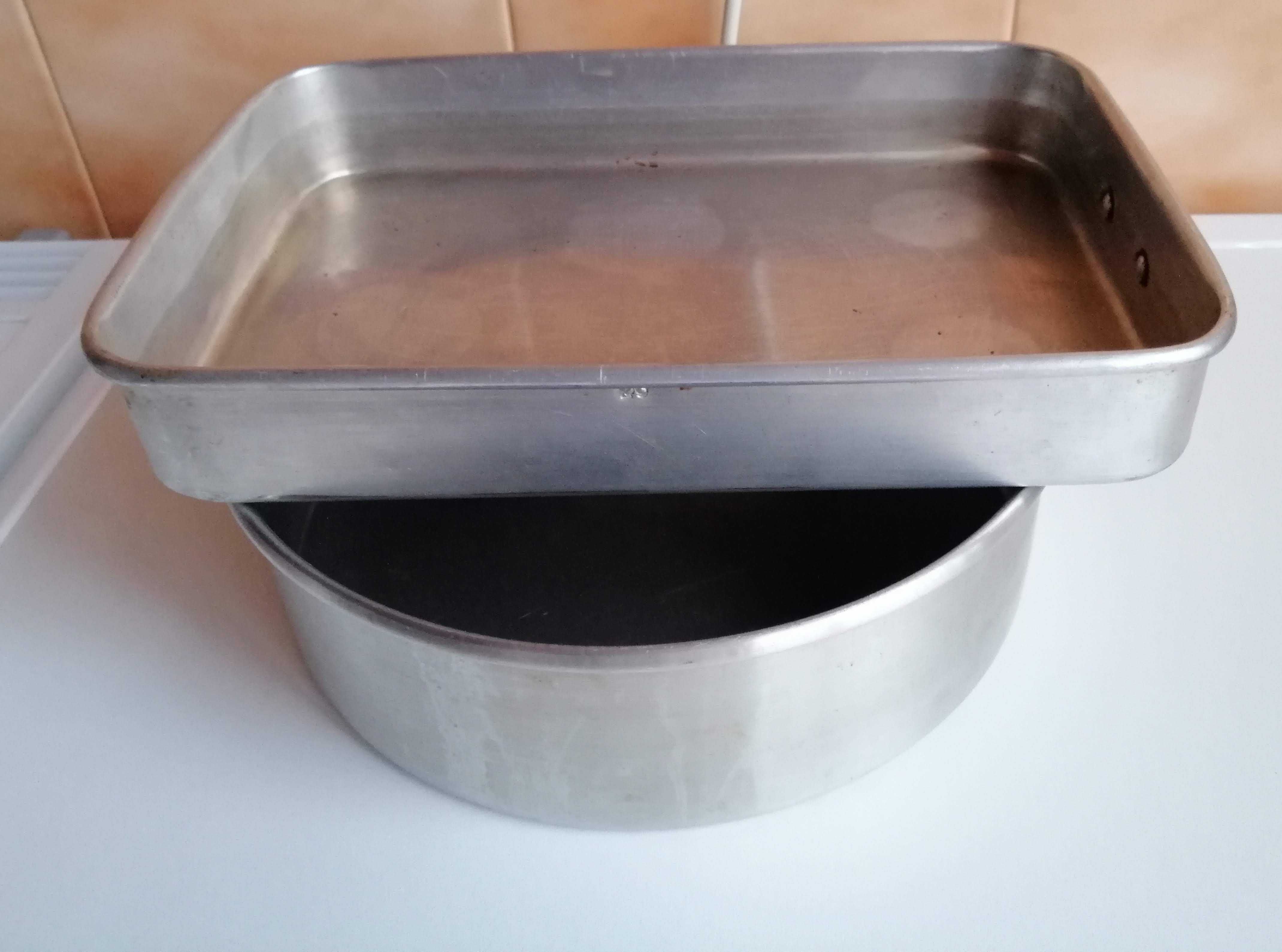 Formas para bolos e pudins,  tabuleiro