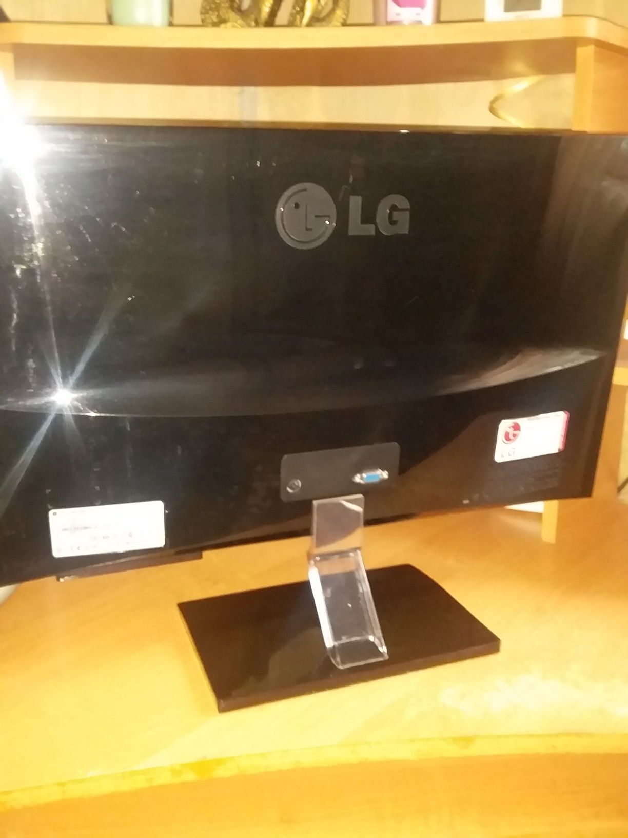 Монитор LG 23 диагональ