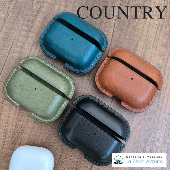 Кожаный чехол для наушников AirPods Pro . Ручная работа .