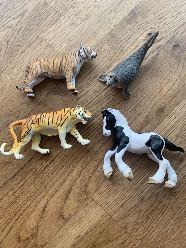 Figurki zwierząt Schleich i collecta 4 sztuki