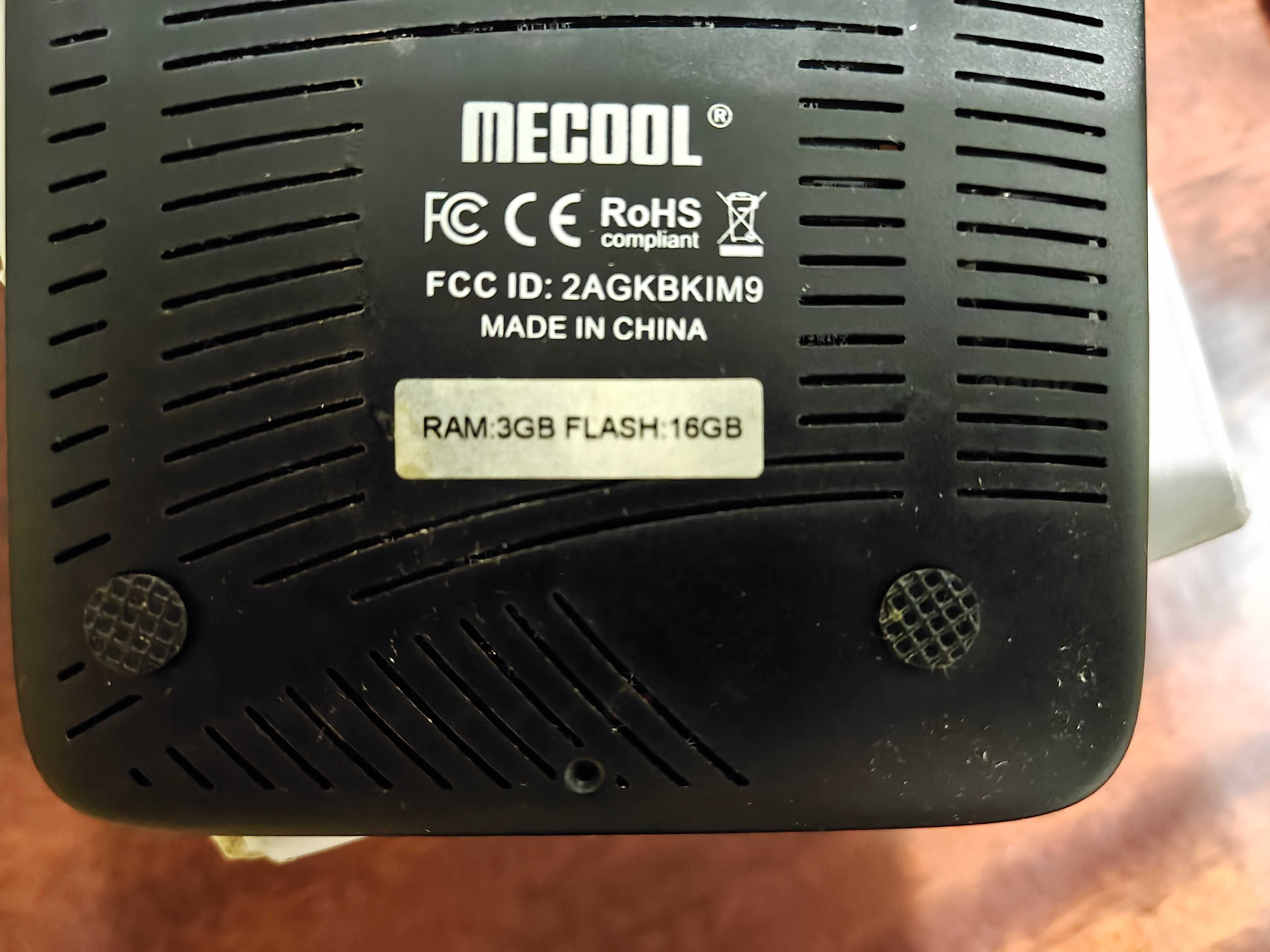 MECOOL M8S PRO  8 core ddr4 3GB/16GB