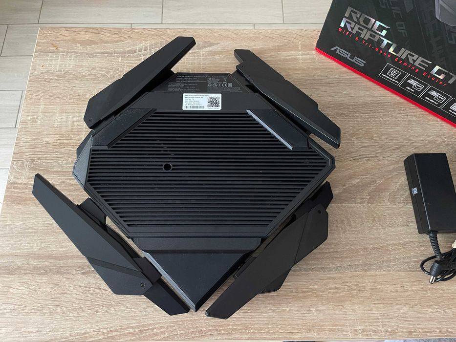 Роутер ASUS Rog Rapture GT-AX11000 Pro (10Gbit Wan Port)
