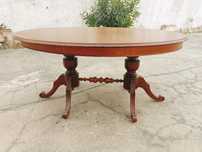 Mesa de jantar .