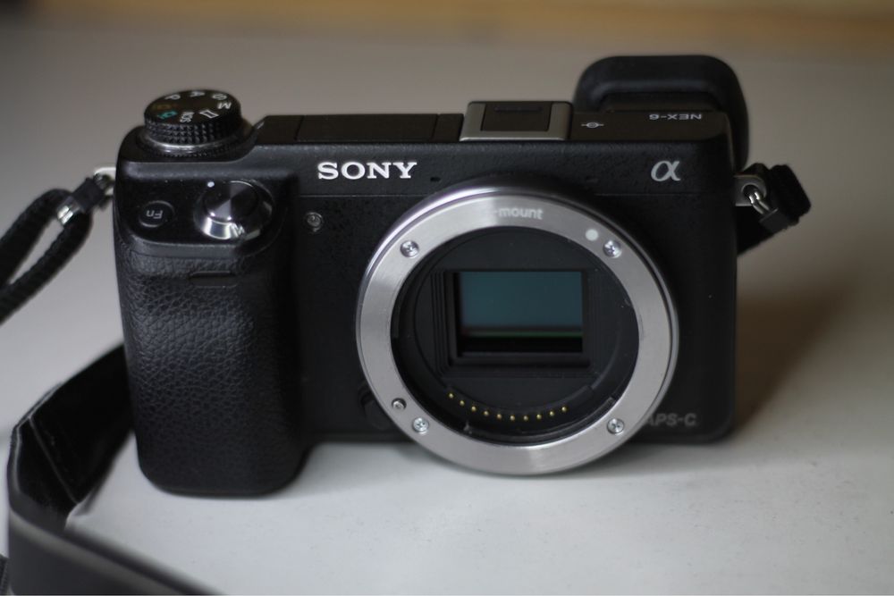 Sony nex 6 в гарному стані, + 2 обʼєктива