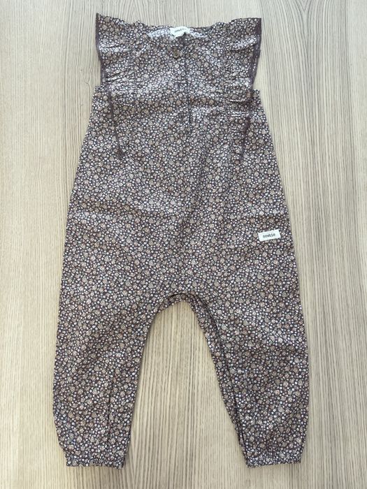 NEWBIE rampers w drobne kwiatuszki roz 12-18m, roz 86 dziewczynka