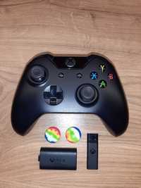 Pad xbox z adapterem i akumulatorem