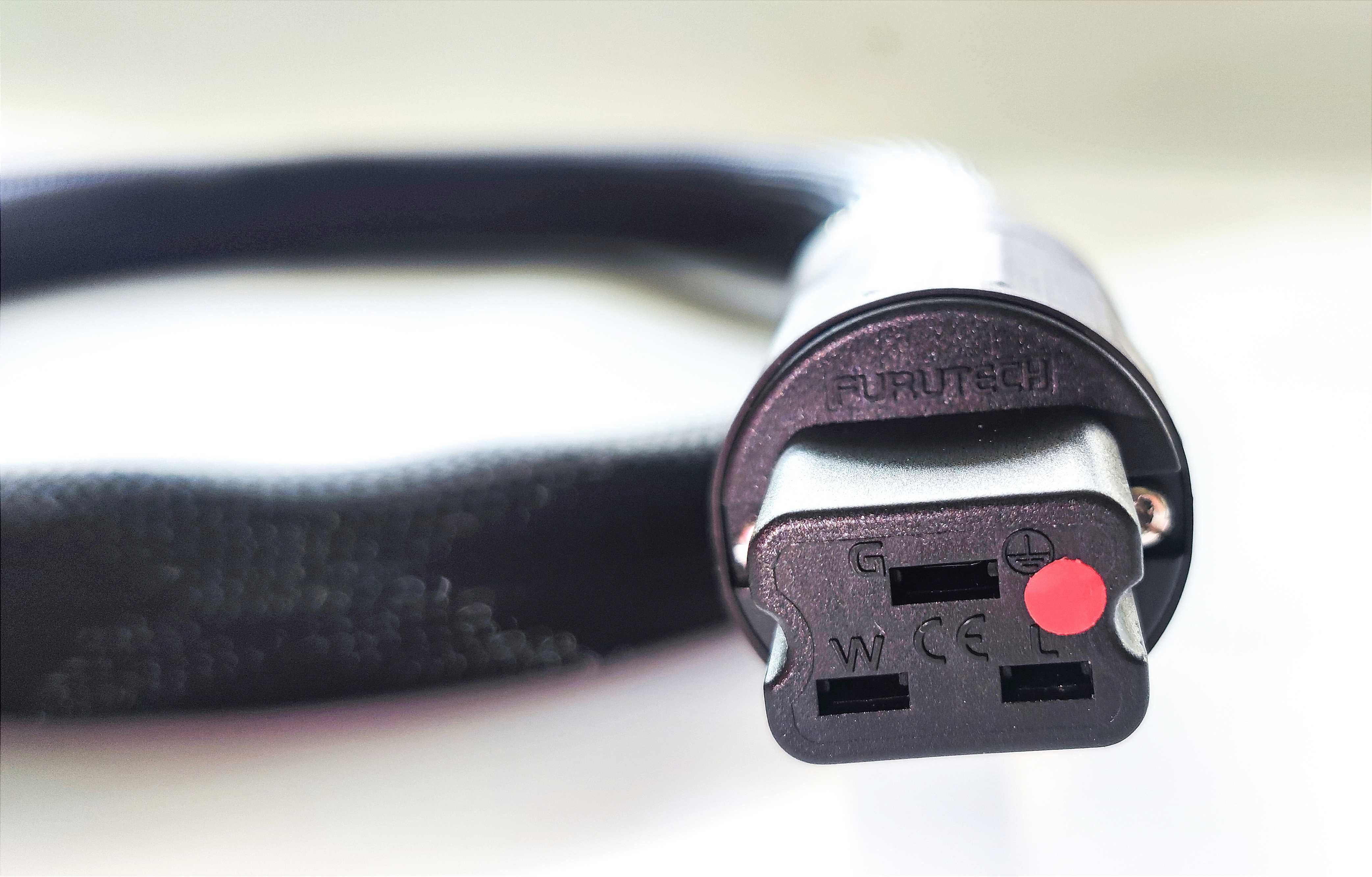 Solid Core Audio Power No. 1 Premium wersja C19 Kabel zasilający
