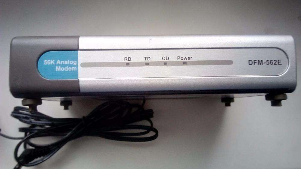 Модем аналоговый D-Link DFM-562E