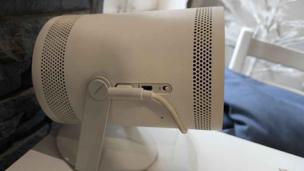 Projektor Samsung Freestyle 2 Smart TV 100 cali